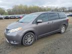 2015 Toyota Sienna xle 8-passenger