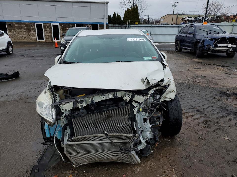 2015 Toyota Prius two