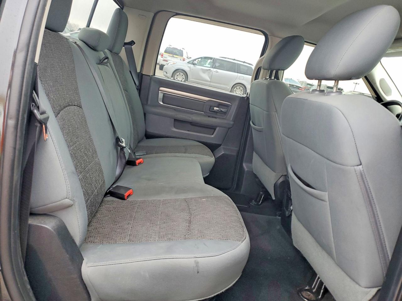 2016 Dodge RAM 1500 SLT