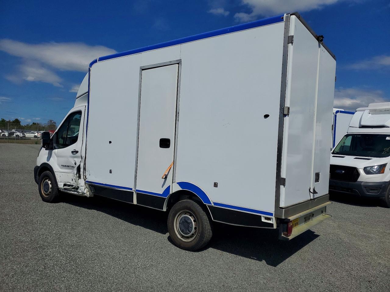 2020 Ford Transit Delivery Truck