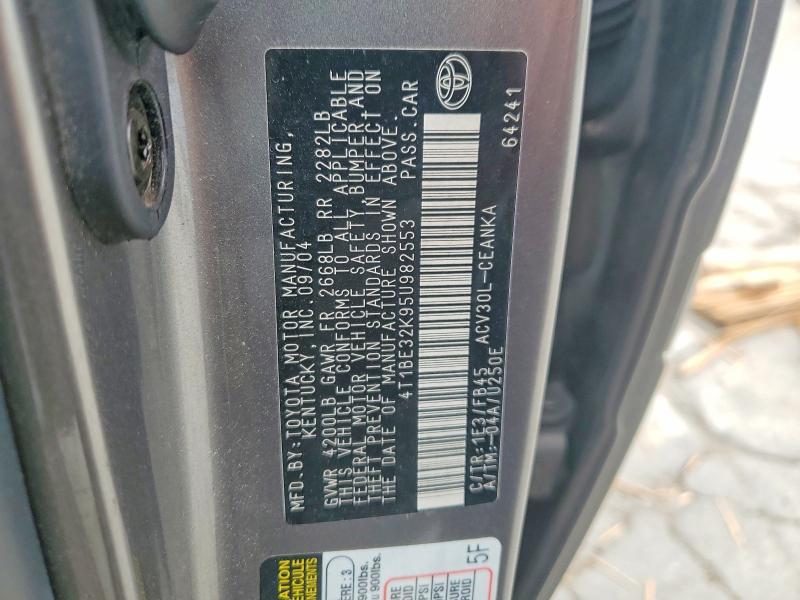 2005 Toyota Camry le