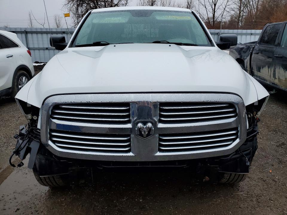 2016 Dodge RAM 1500 SLT