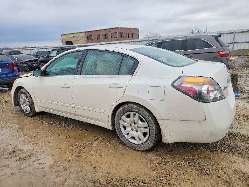 2010 Niss Altima 2.5