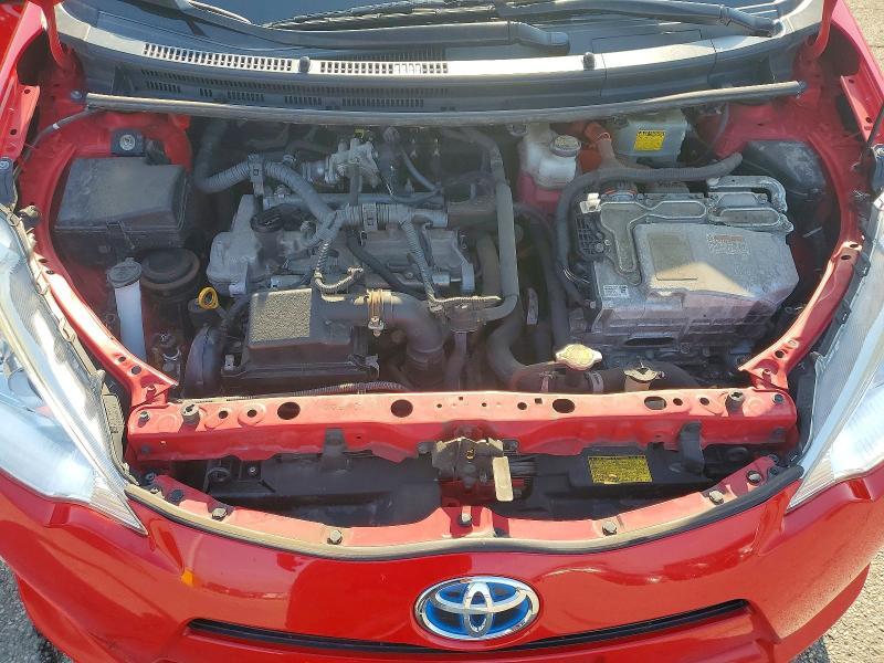 2014 Toyota Prius c two