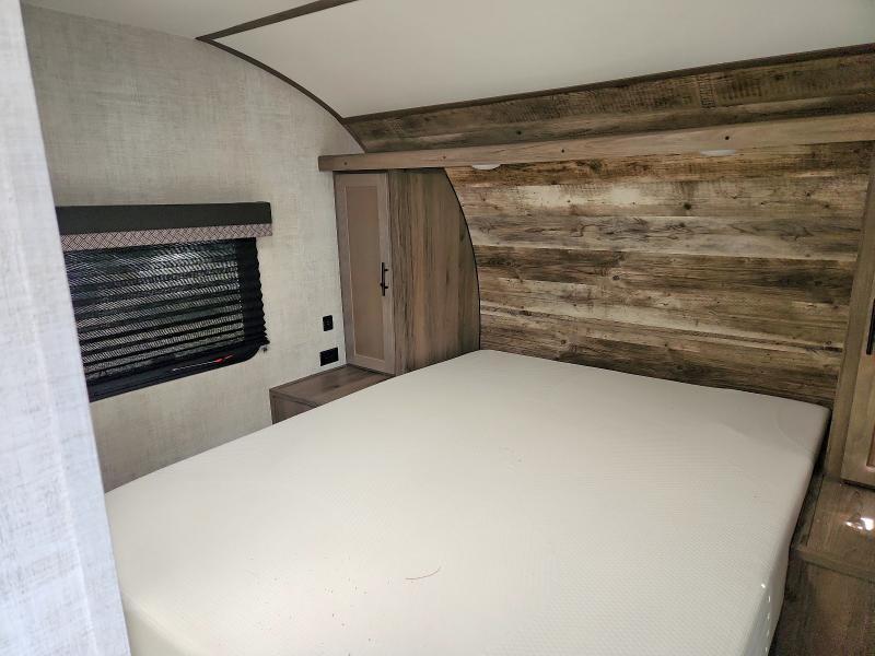 2022 Gulfstream Stream AMERI-LITE Camper