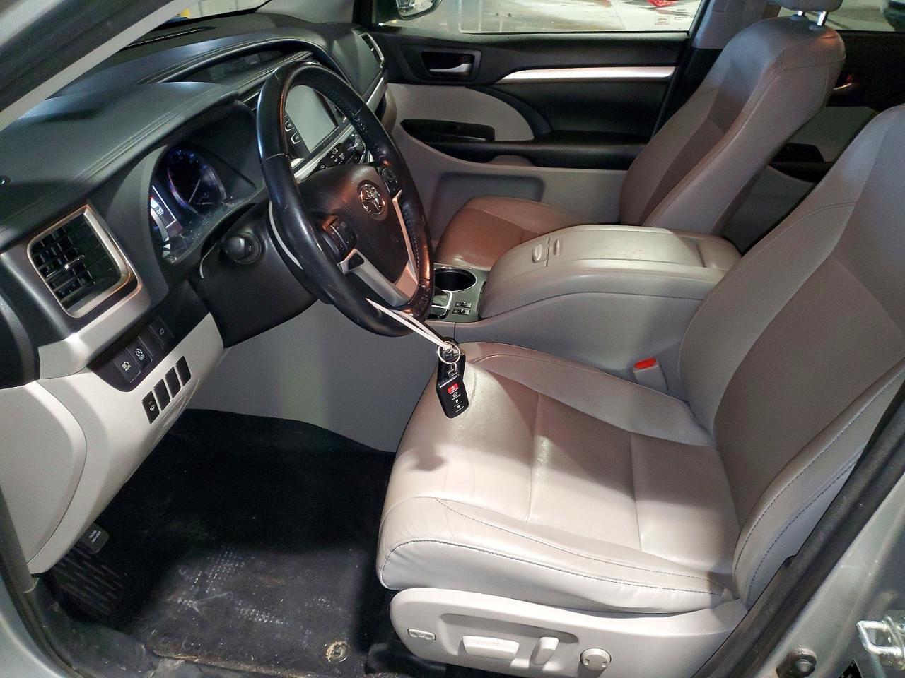 2018 Toyota Highlander xle