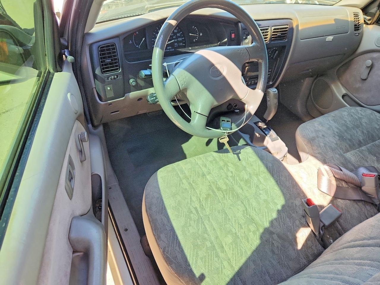 2004 Toyota Tacoma Base