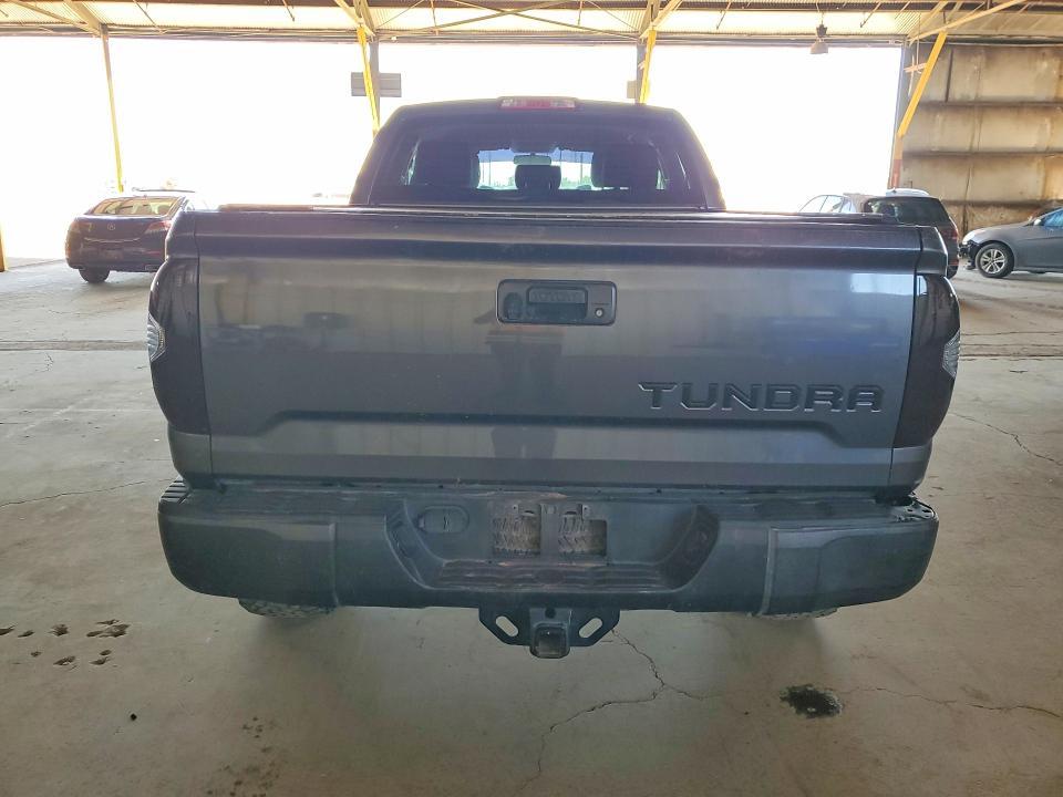 2015 Toyota Tundra SR