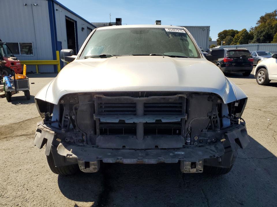 2014 Dodge RAM 1500 SLT