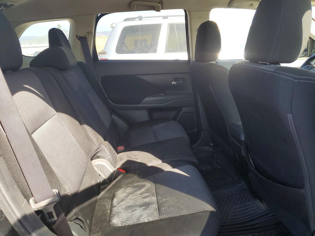 2018 Mitsubishi Outlander se