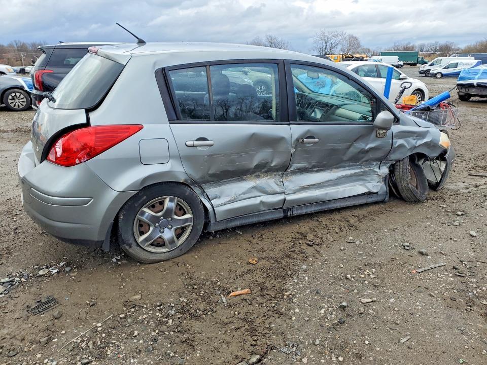2007 Nissan Versa 1.8 s