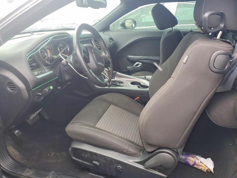 2020 Dodge Challenger sxt