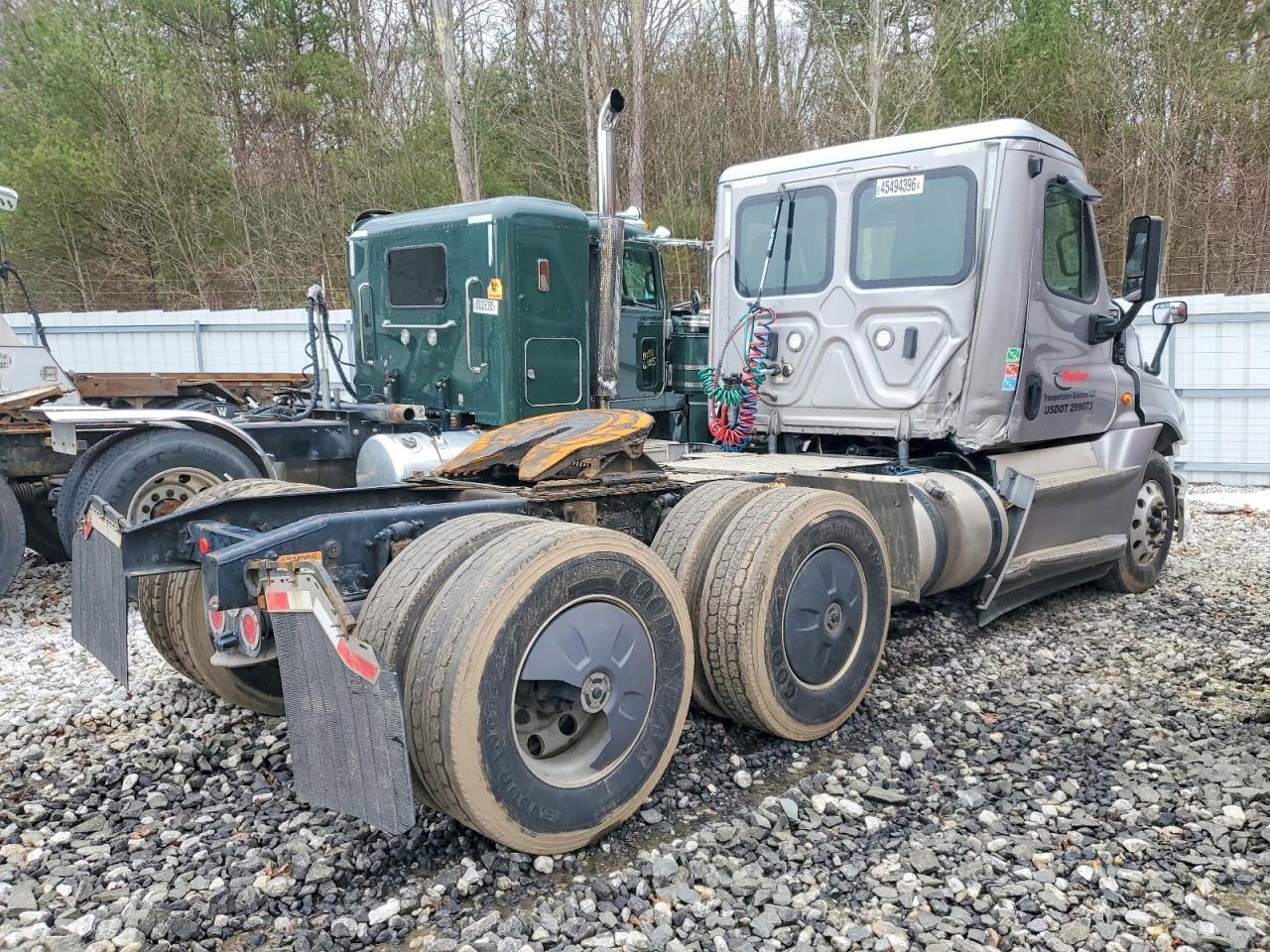 2019 Freigliner 2019 Freightliner Cascadia 125 Semi Truck