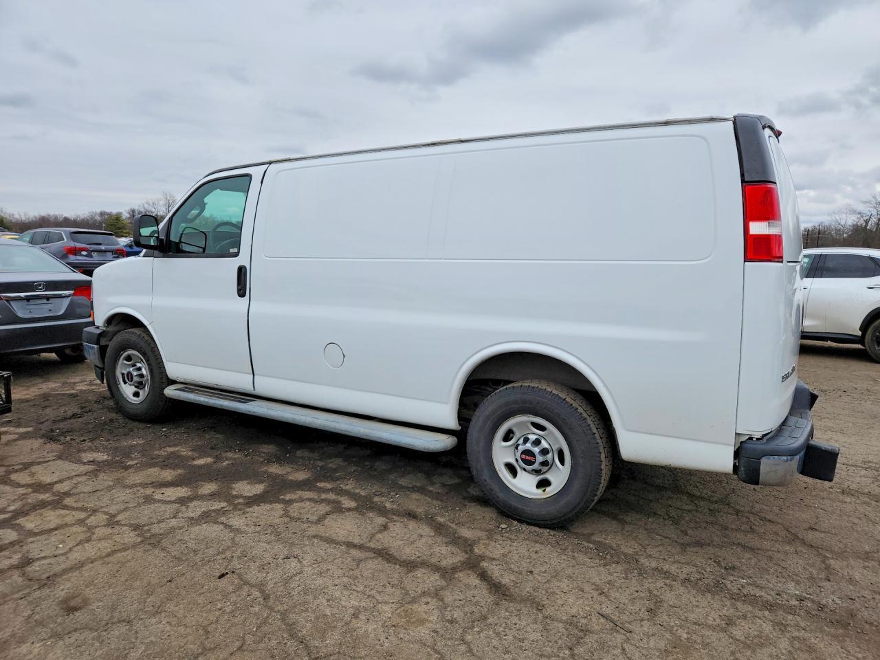 2017 GMC Savana G2500