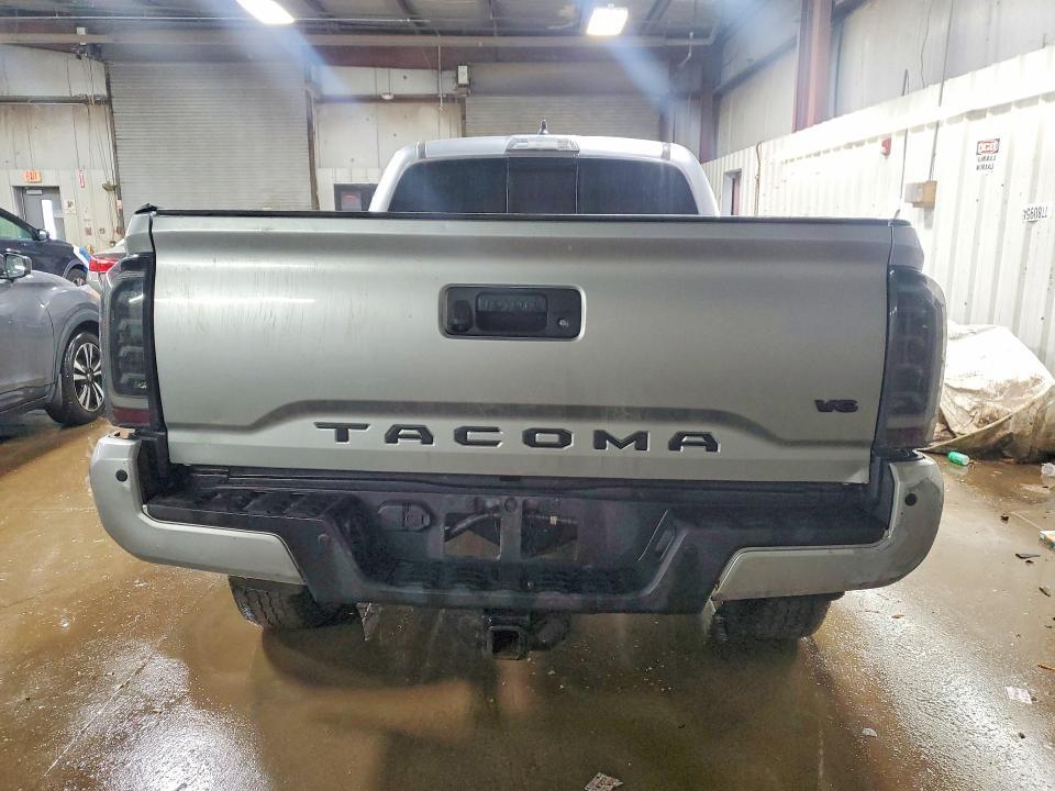 2022 Toyota Tacoma TRD OFF-Road