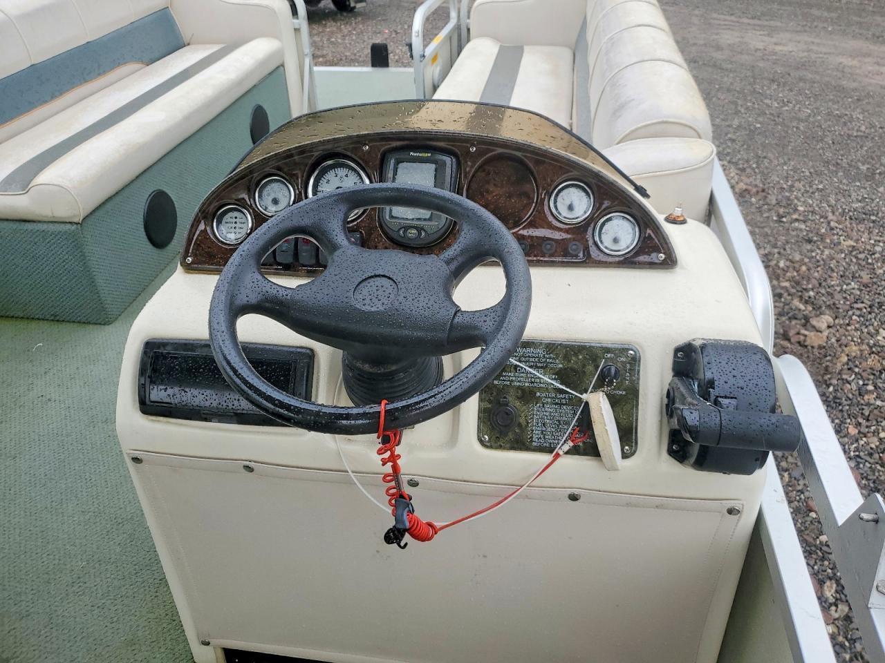 2004 Playboy Pantoon