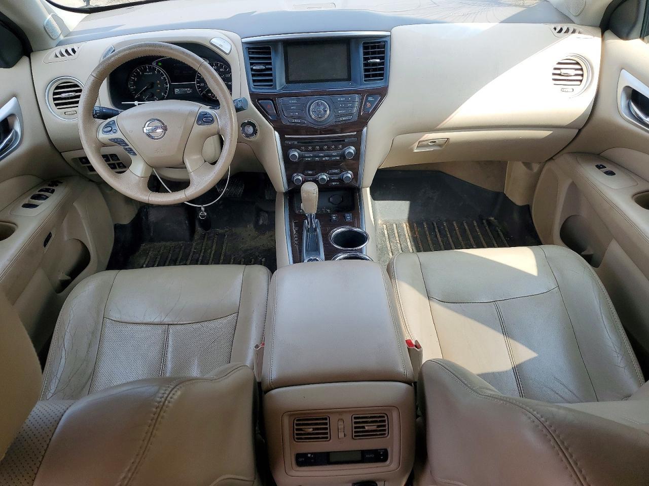 2014 Nissan Pathfinder s