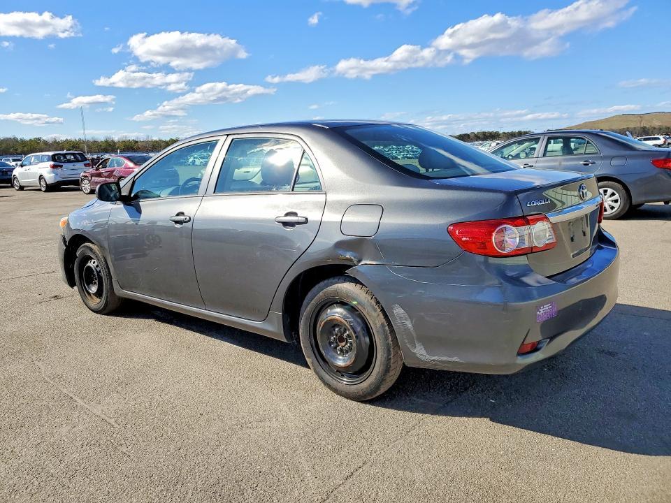2013 Toyota Corolla l
