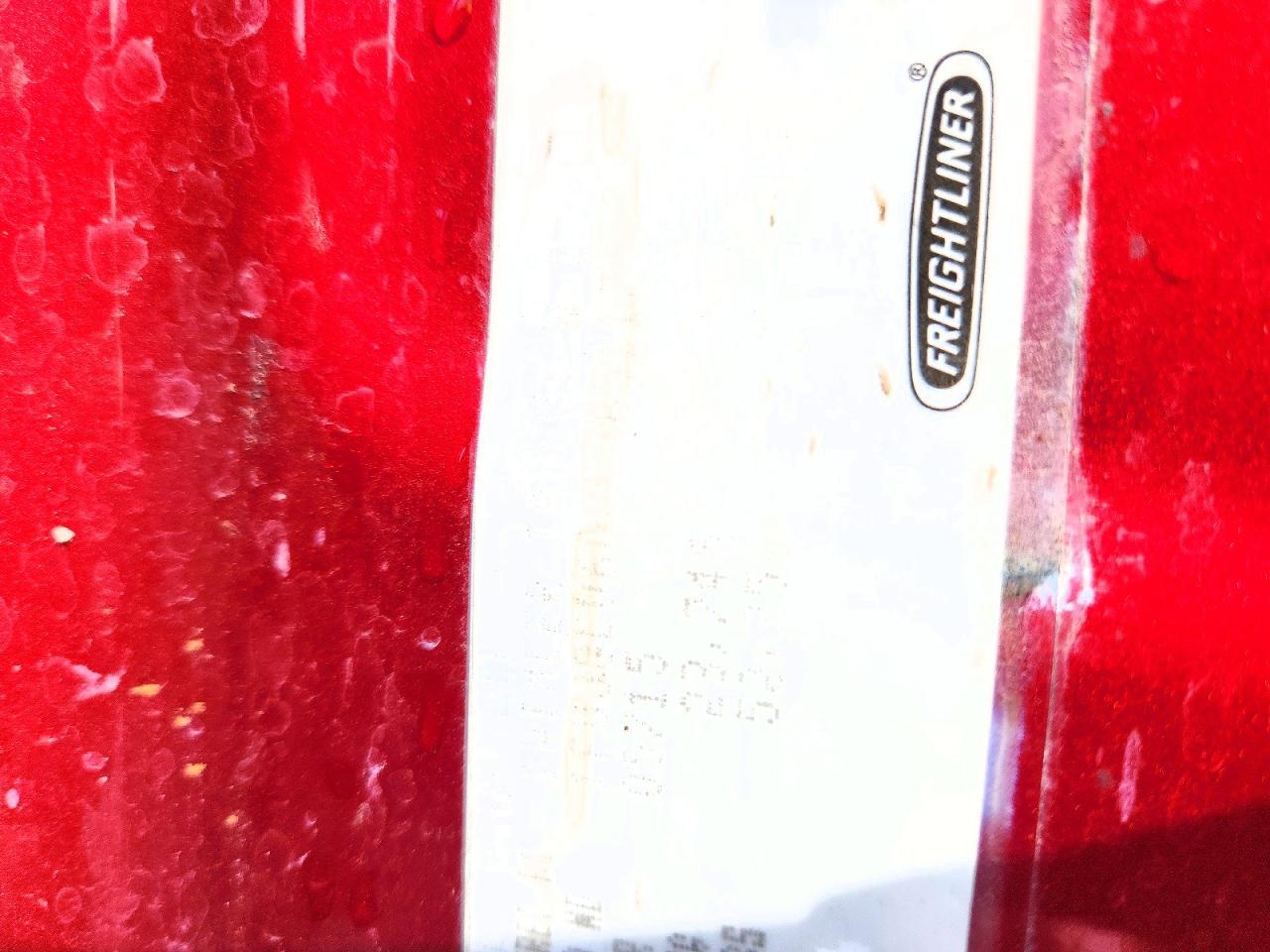 2016 Freigliner 2016 Freightliner Cascadia 125 Sleeper Cab Semi TR