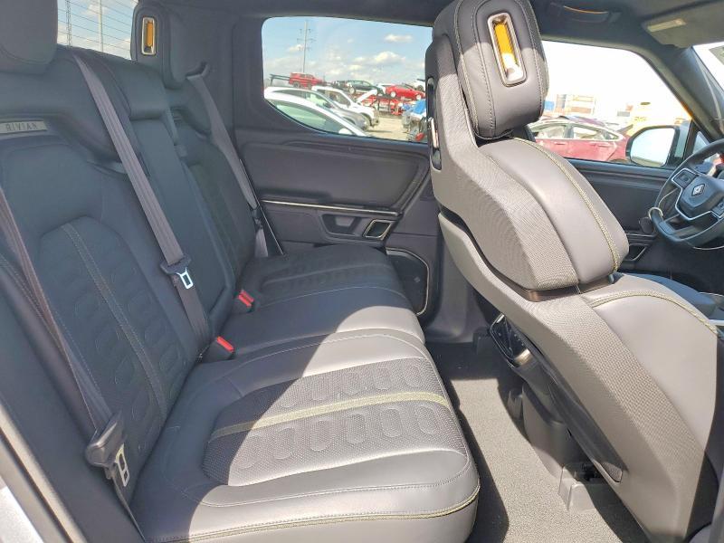 2024 Rivian R1T Adventure