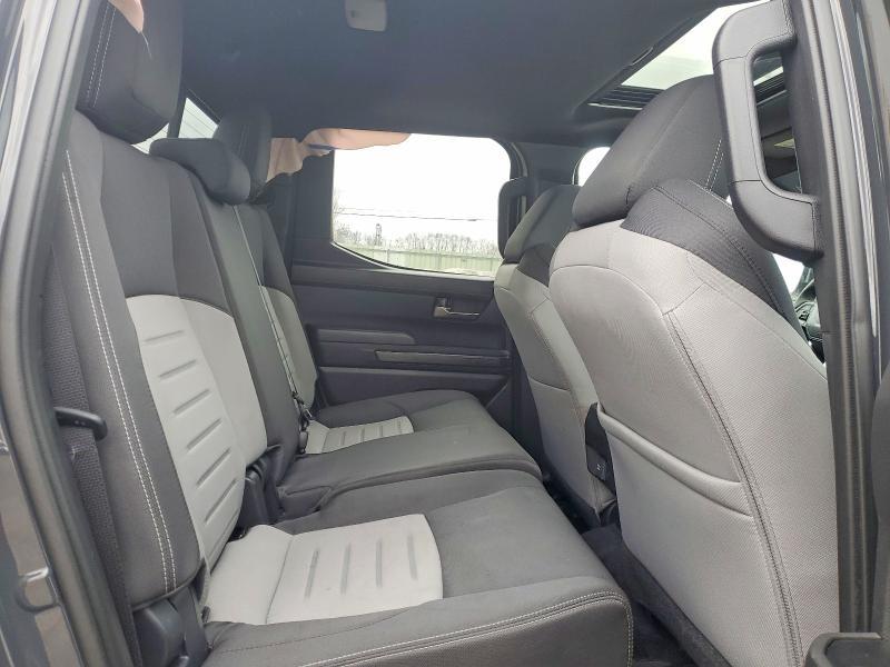 2025 Toyota Tacoma TRD Sport HV