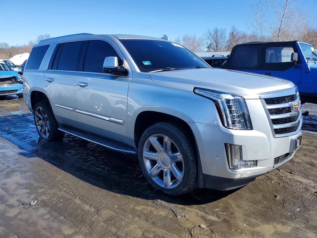 2017 Cadillac Escalade Luxury
