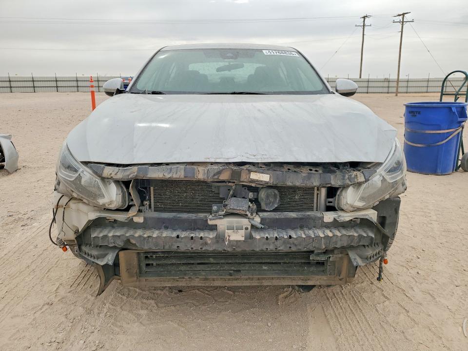 2021 Nissan Altima 2.5 s