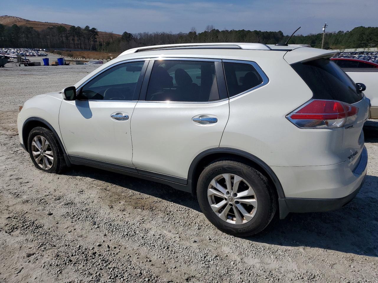 2015 Nissan Rogue sv