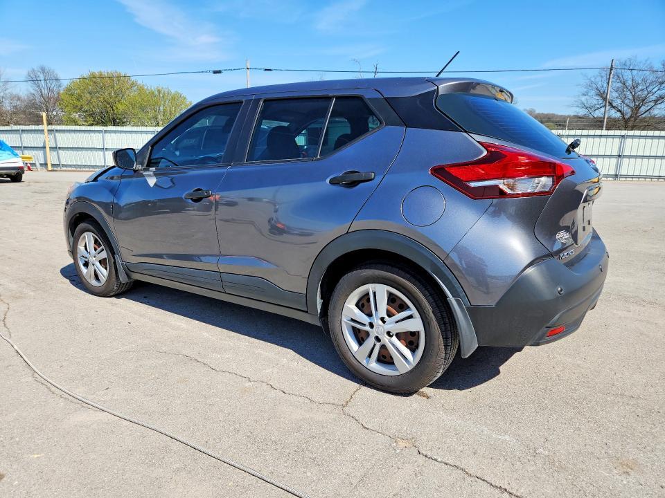 2020 Nissan Kicks s