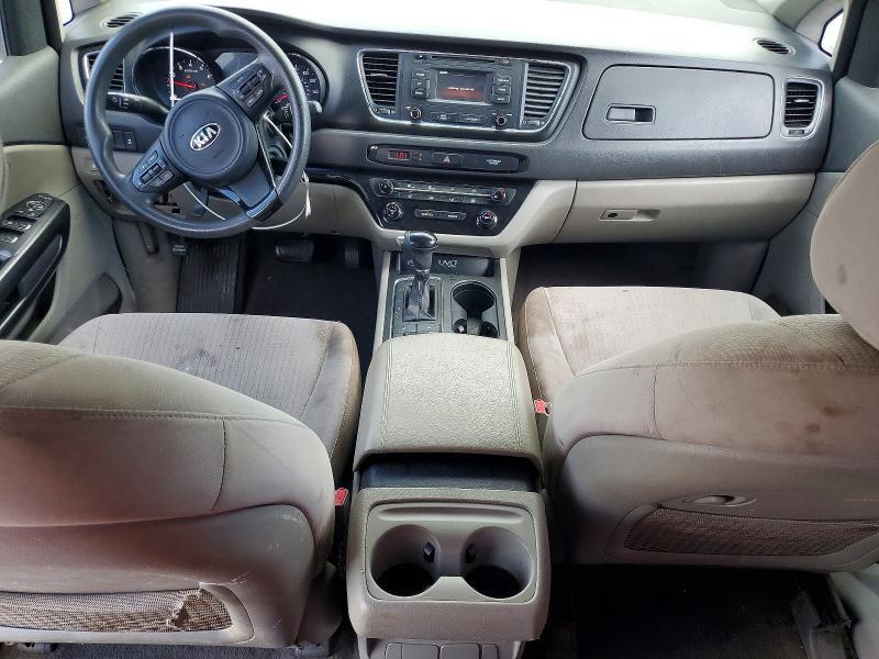 2016 KIA Sedona lx
