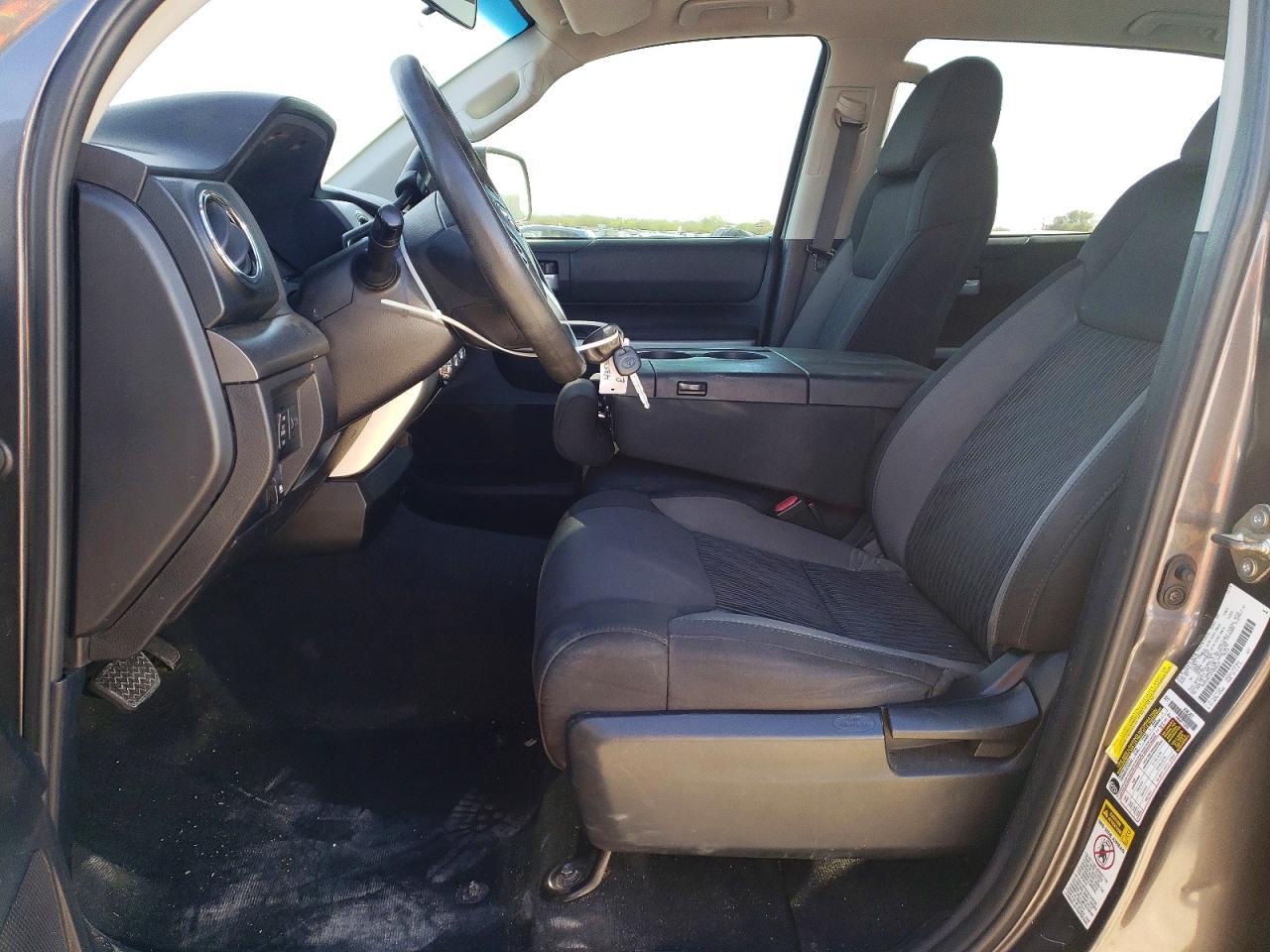 2015 Toyota Tundra SR5