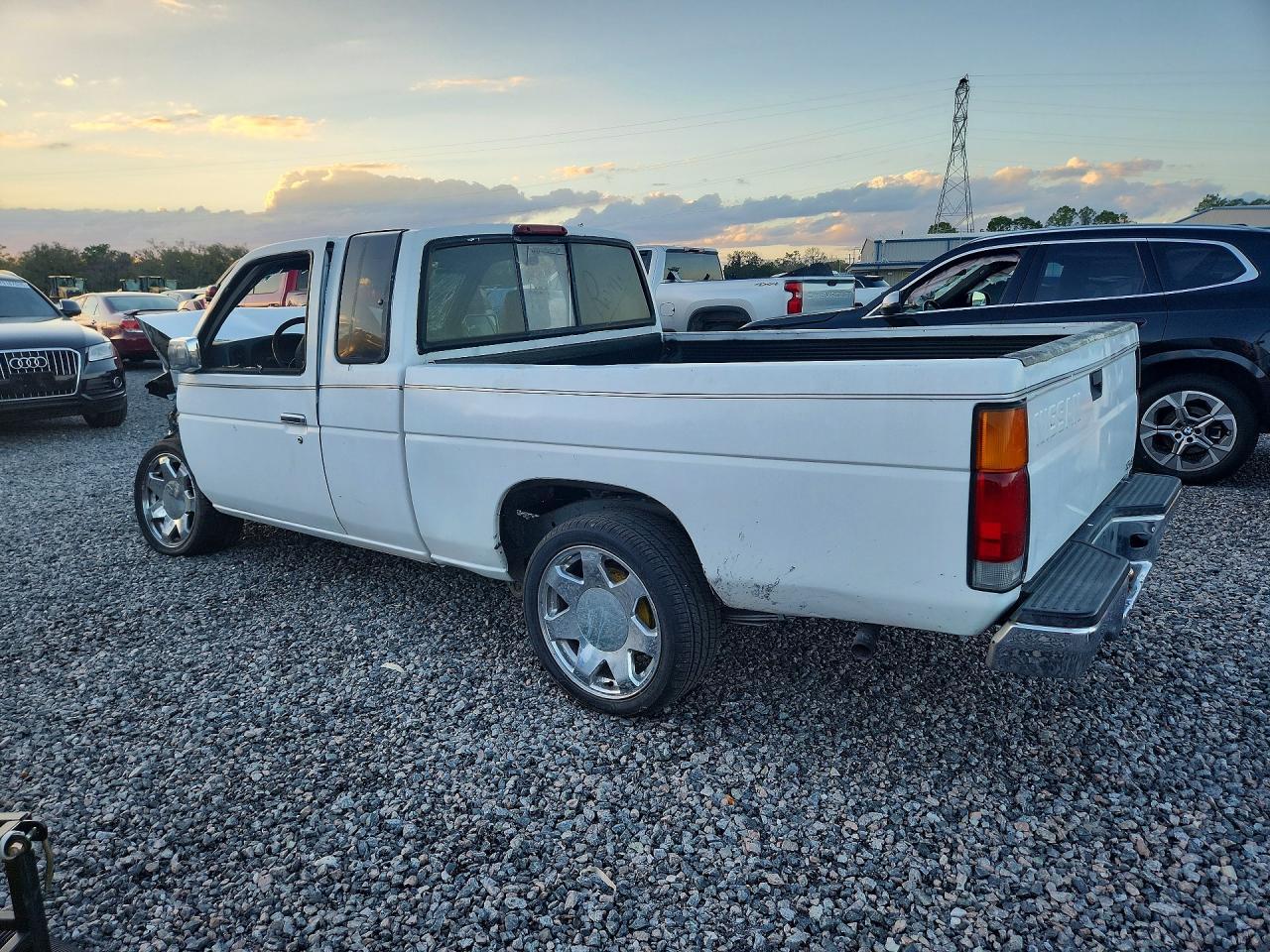 1995 Nissan Truck XE V6