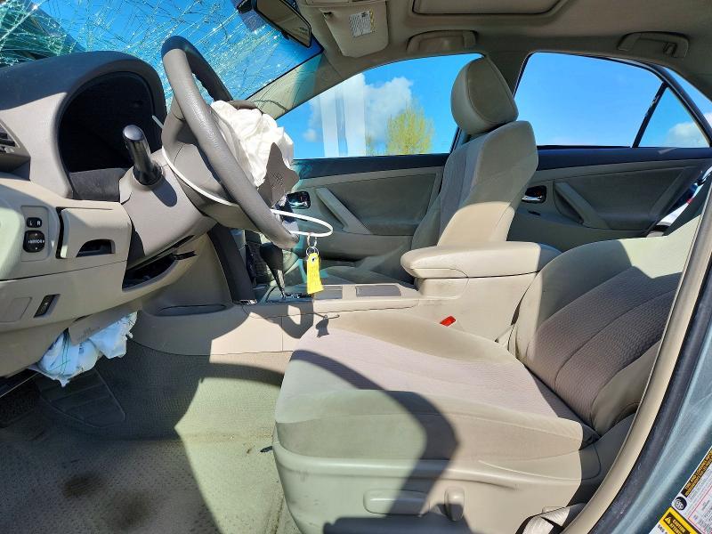 2011 Toyota Camry le