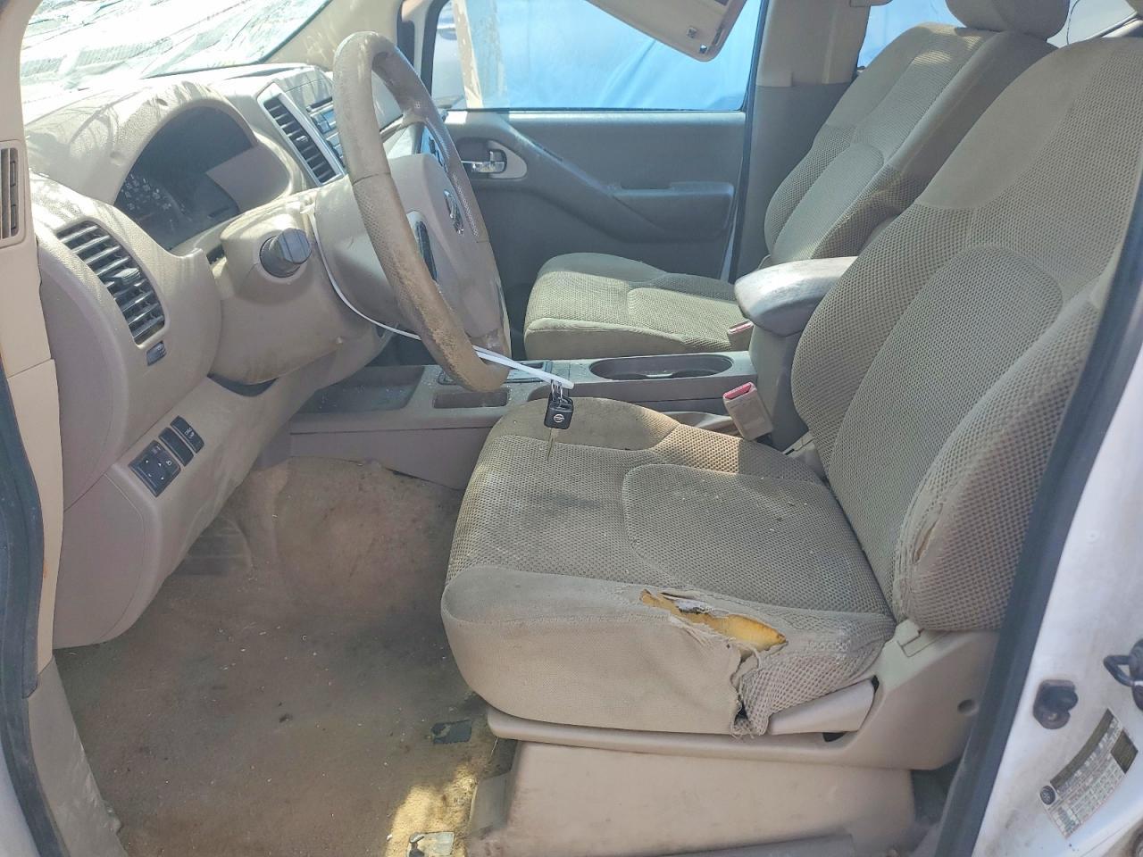 2009 Nissan Frontier SE V6