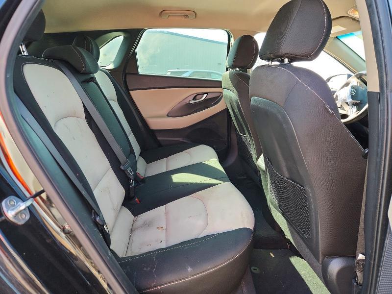 2018 Hyundai Elantra gt Base