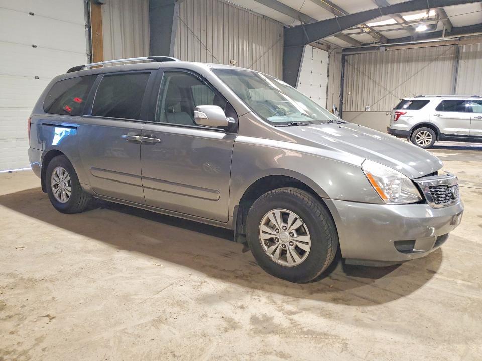 2012 KIA Sedona lx