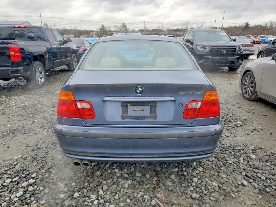 2001 BMW 330 i