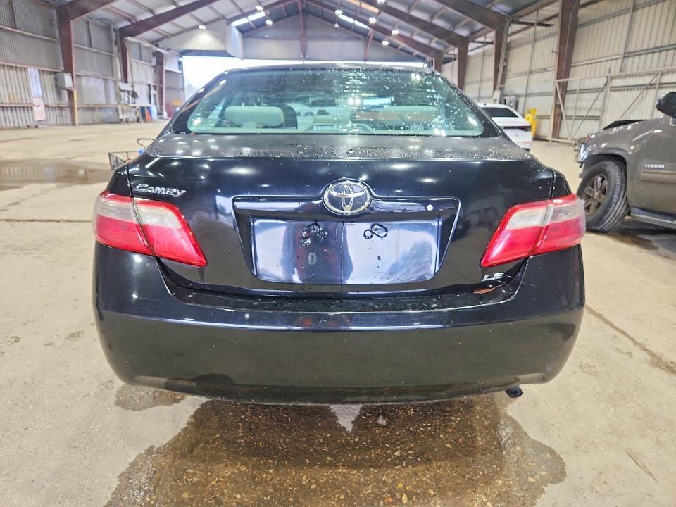 2008 Toyota Camry le
