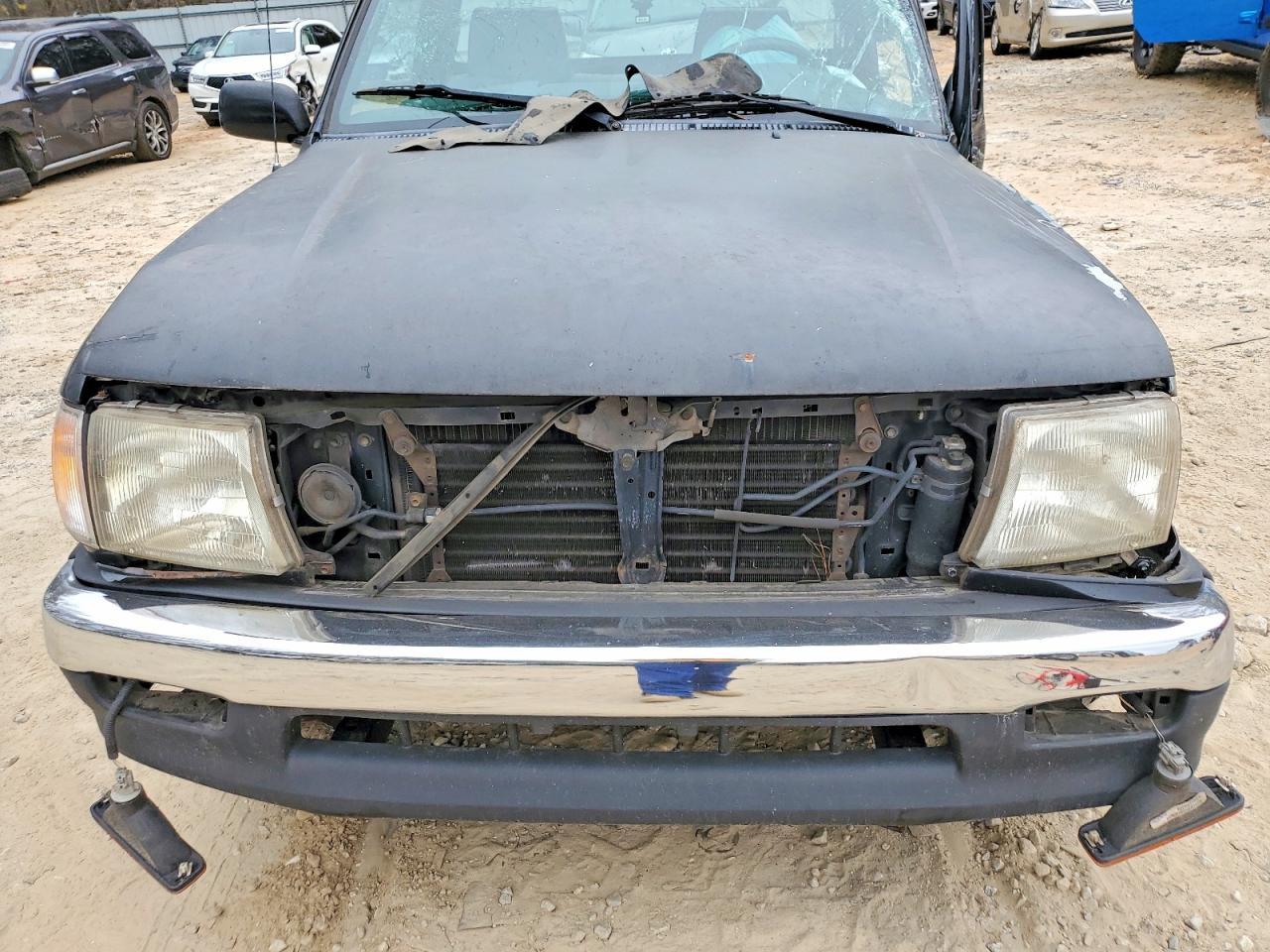 1998 Toyota Tacoma Base