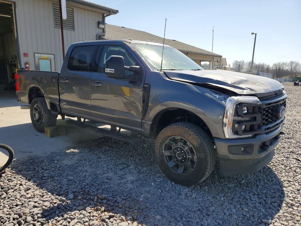 2024 Ford F350 Super Duty