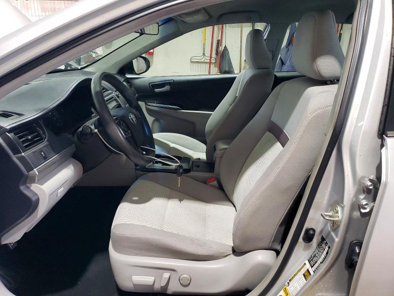 2014 Toyota Camry le