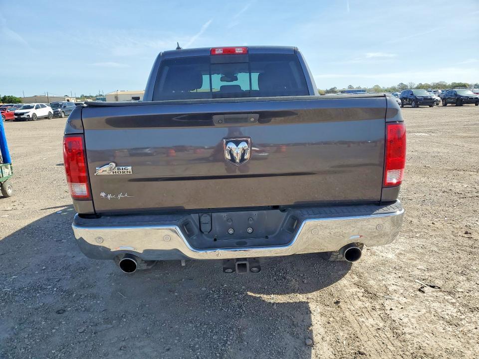 2015 Dodge RAM 1500 SLT