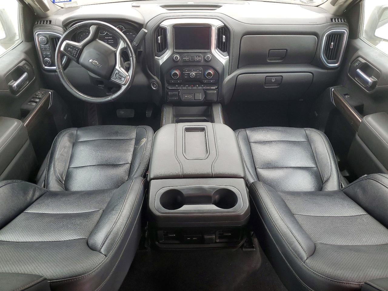 2020 Chev Silve