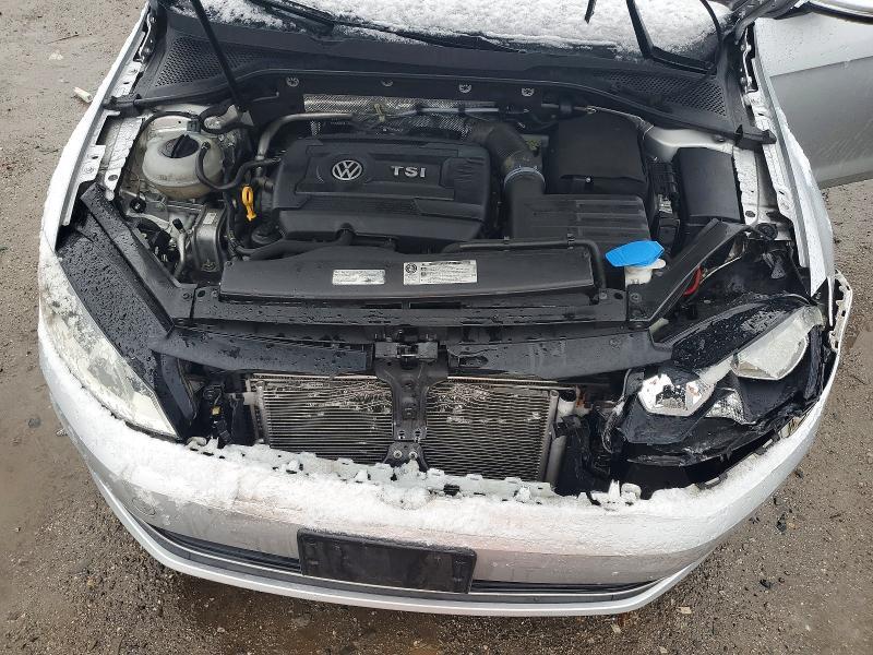 2016 Volkswagen Golf Sportwagen s