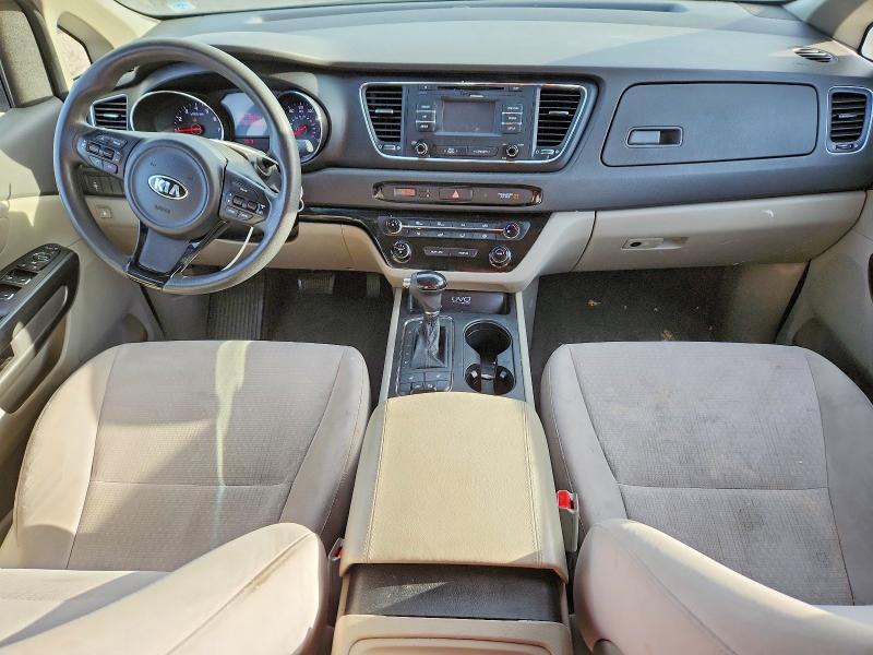 2016 KIA Sedona lx