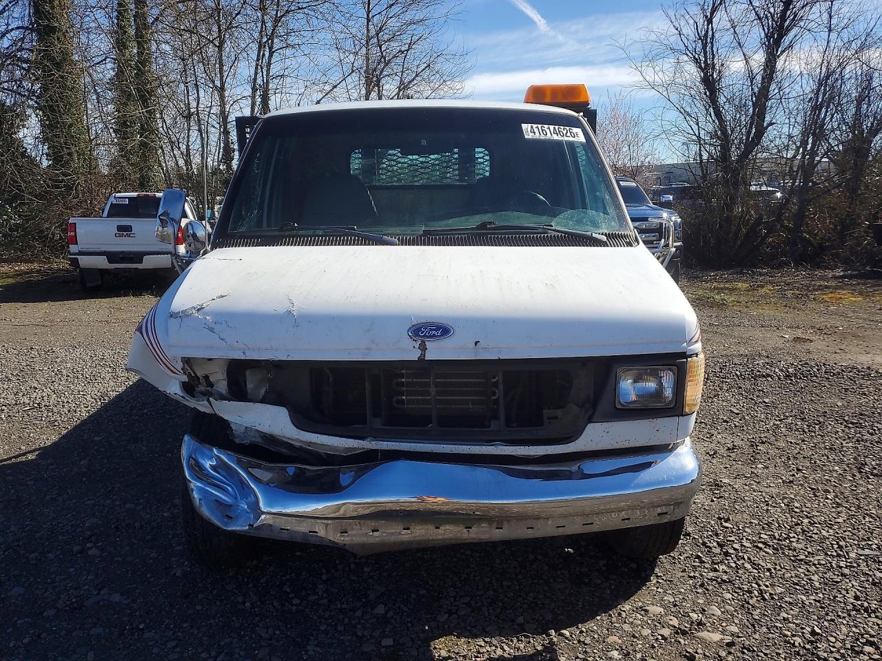 1992 Ford E350 Flatbed Truck