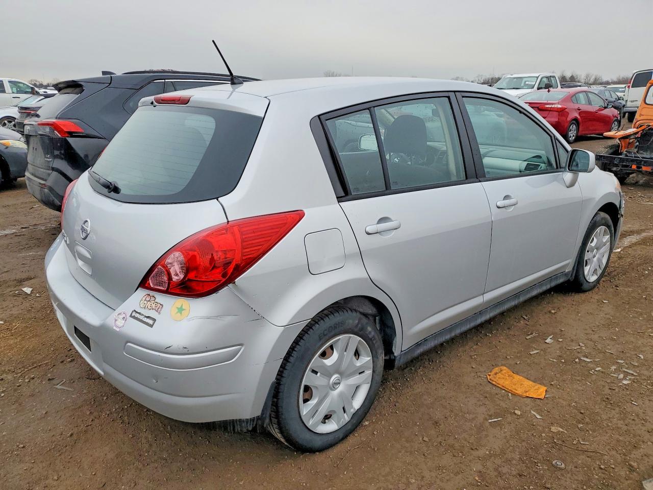 2012 Nissan Versa 1.8 s