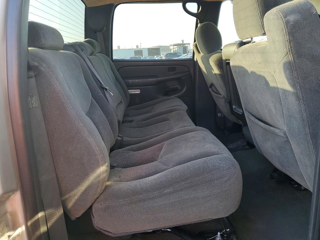 2004 Chevrolet Silverado C1500