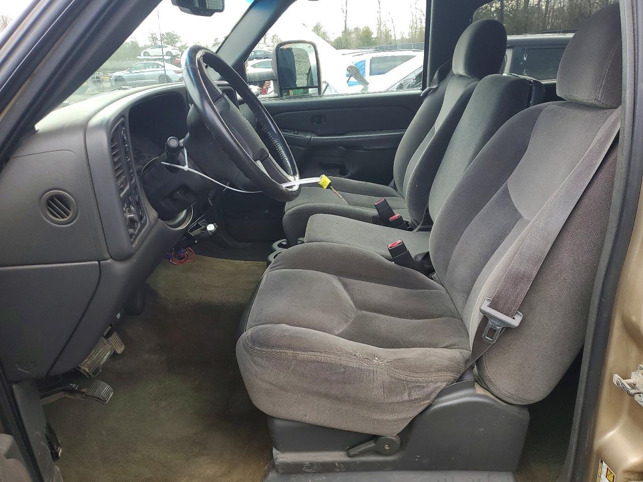 2004 GMC Sierra K2500 Crew Cab