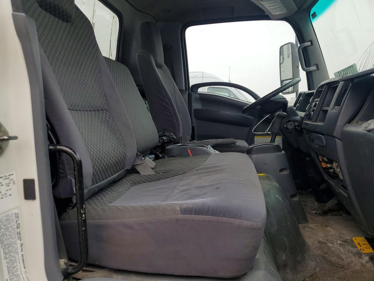 2012 Isuzu NPR HD BOX Truck